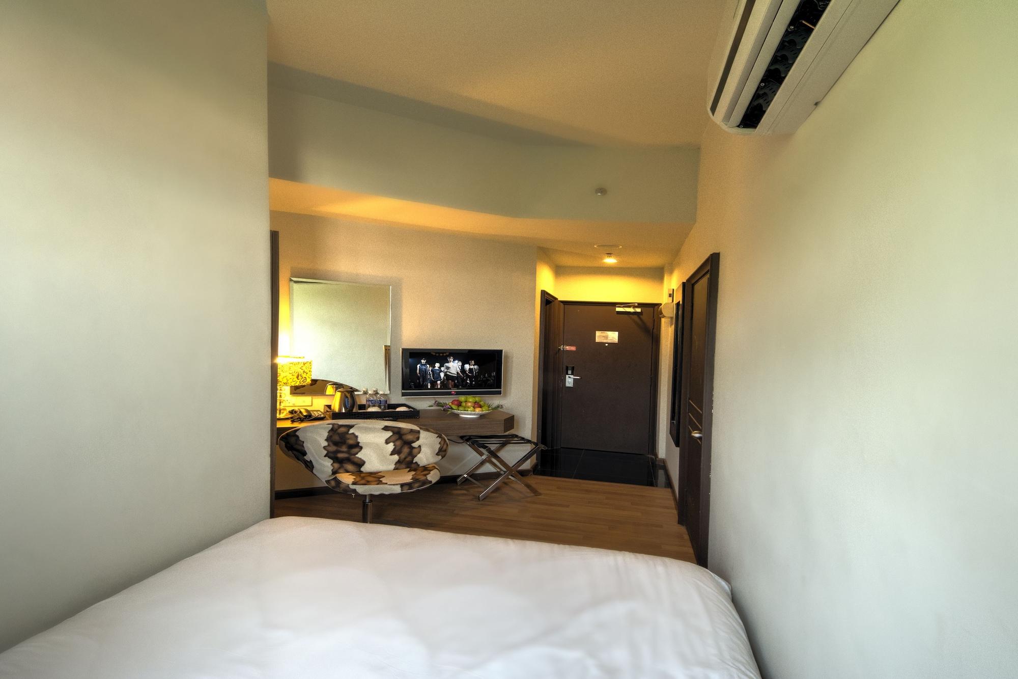 Arenaa Deluxe Hotel Malacca Extérieur photo