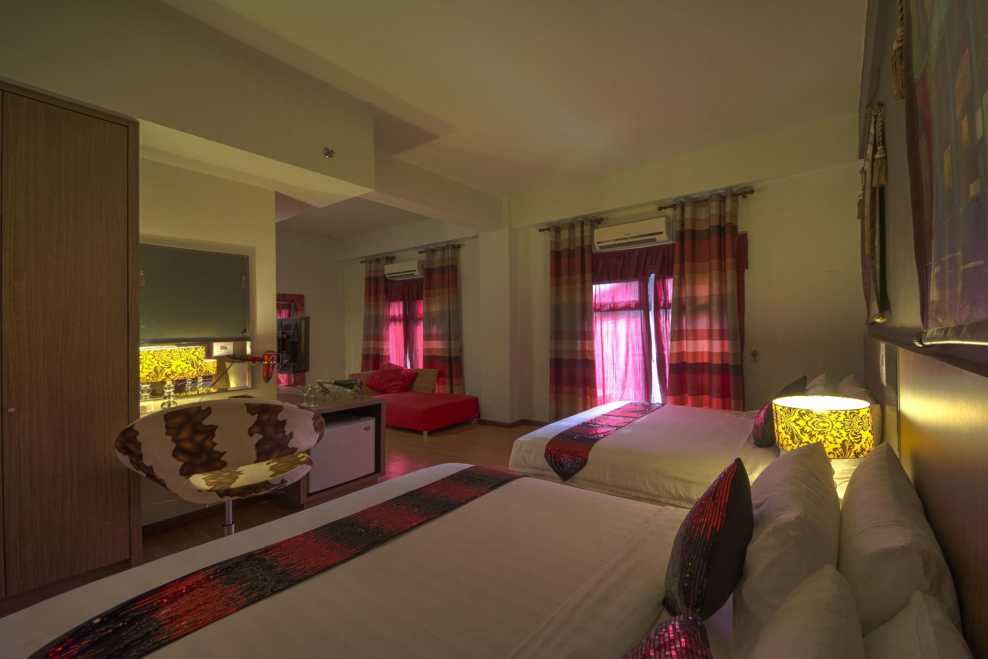 Arenaa Deluxe Hotel Malacca Extérieur photo