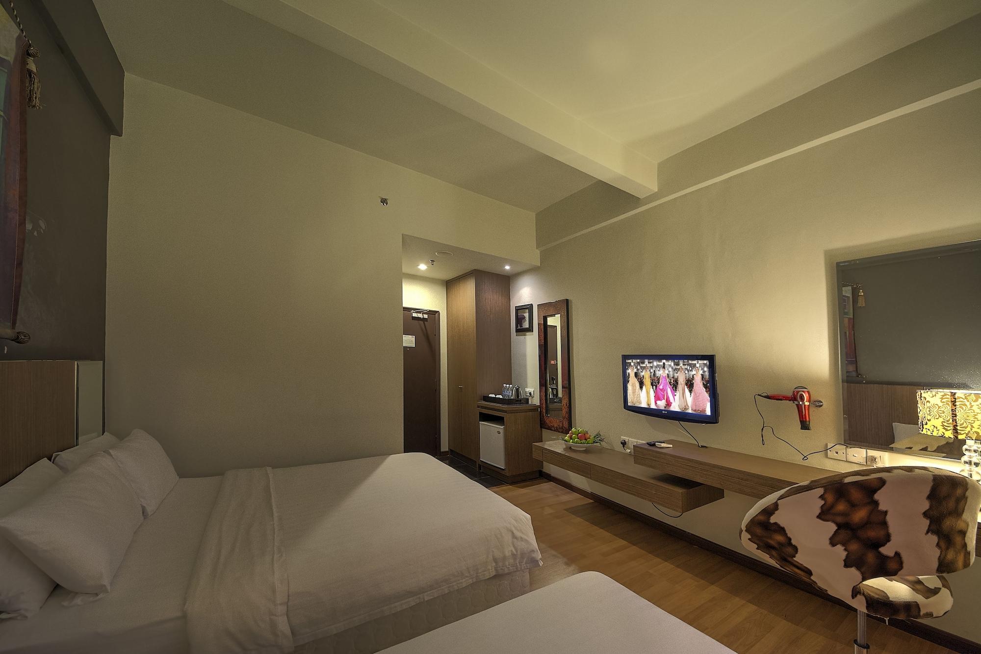 Arenaa Deluxe Hotel Malacca Extérieur photo