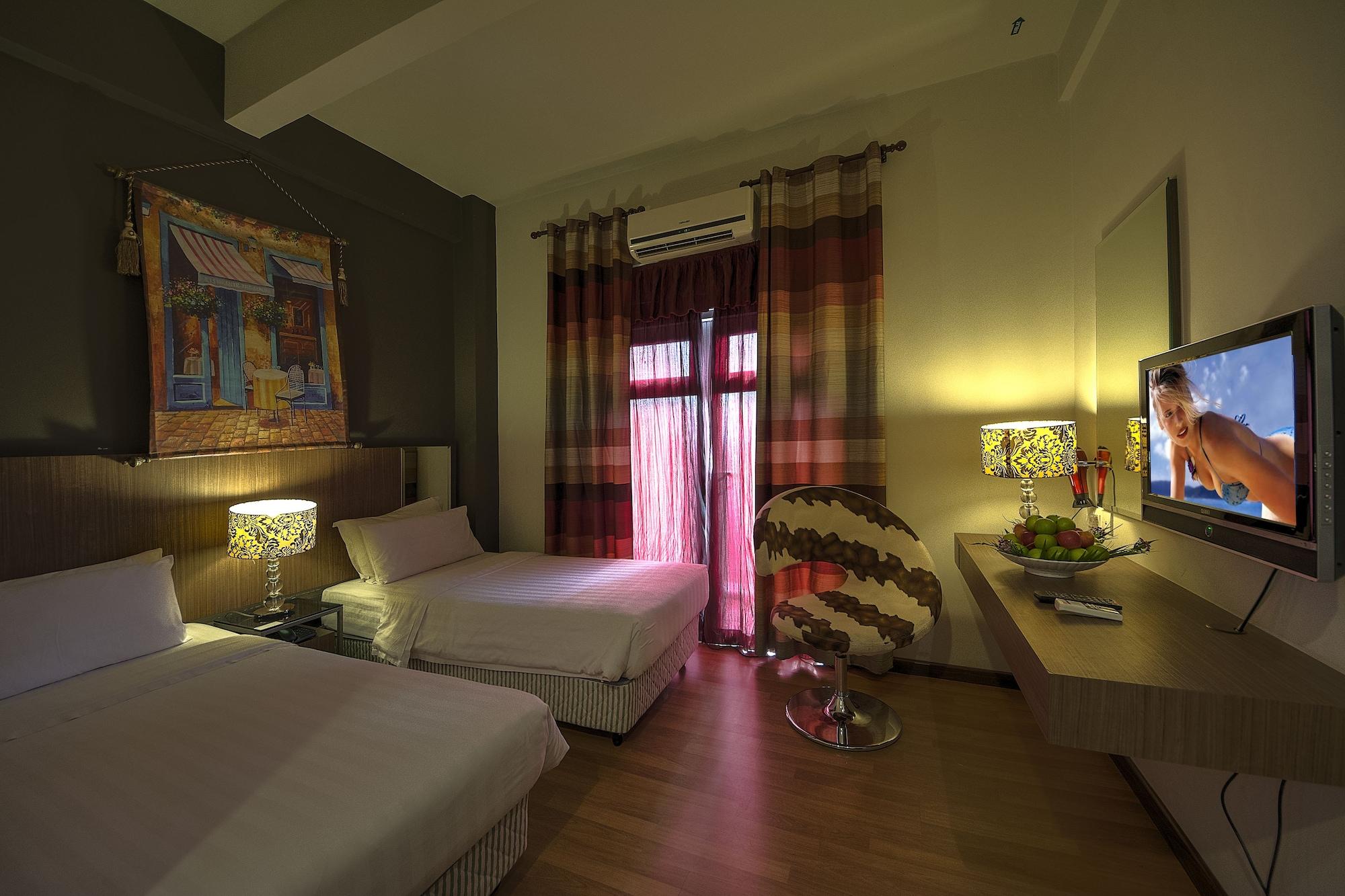 Arenaa Deluxe Hotel Malacca Extérieur photo