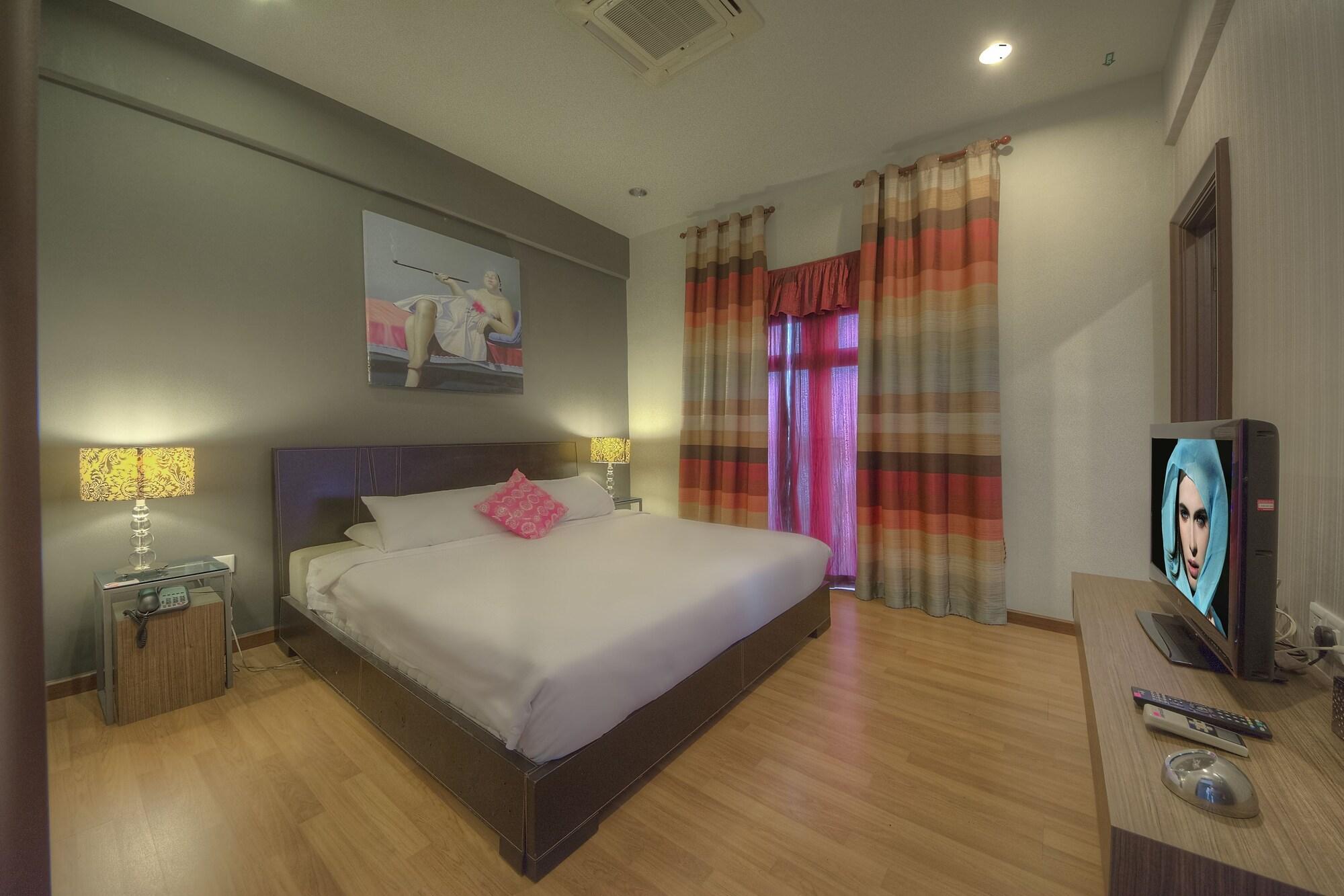 Arenaa Deluxe Hotel Malacca Extérieur photo