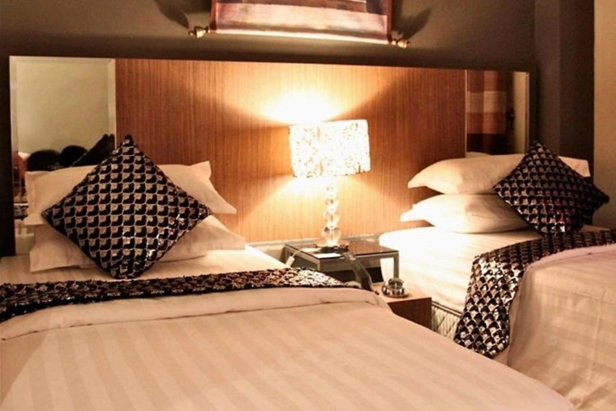 Arenaa Deluxe Hotel Malacca Chambre photo