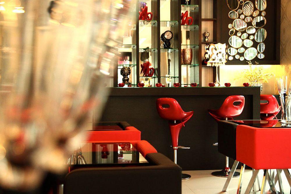 Arenaa Deluxe Hotel Malacca Extérieur photo