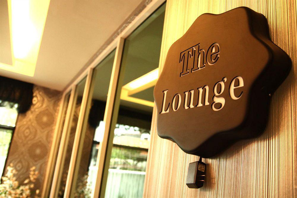 Arenaa Deluxe Hotel Malacca Extérieur photo