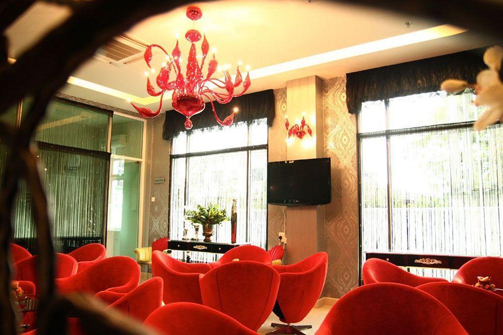 Arenaa Deluxe Hotel Malacca Extérieur photo