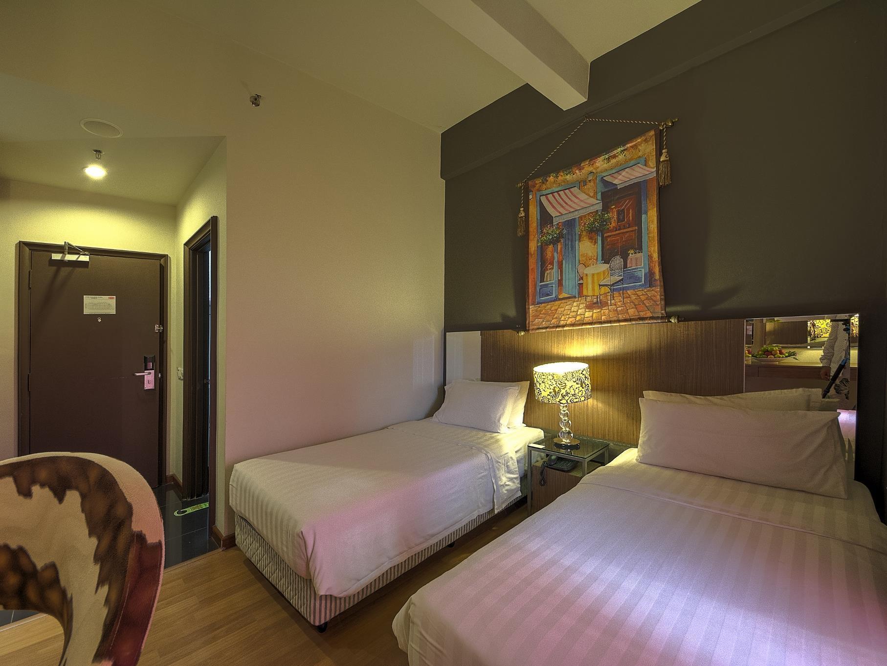 Arenaa Deluxe Hotel Malacca Extérieur photo