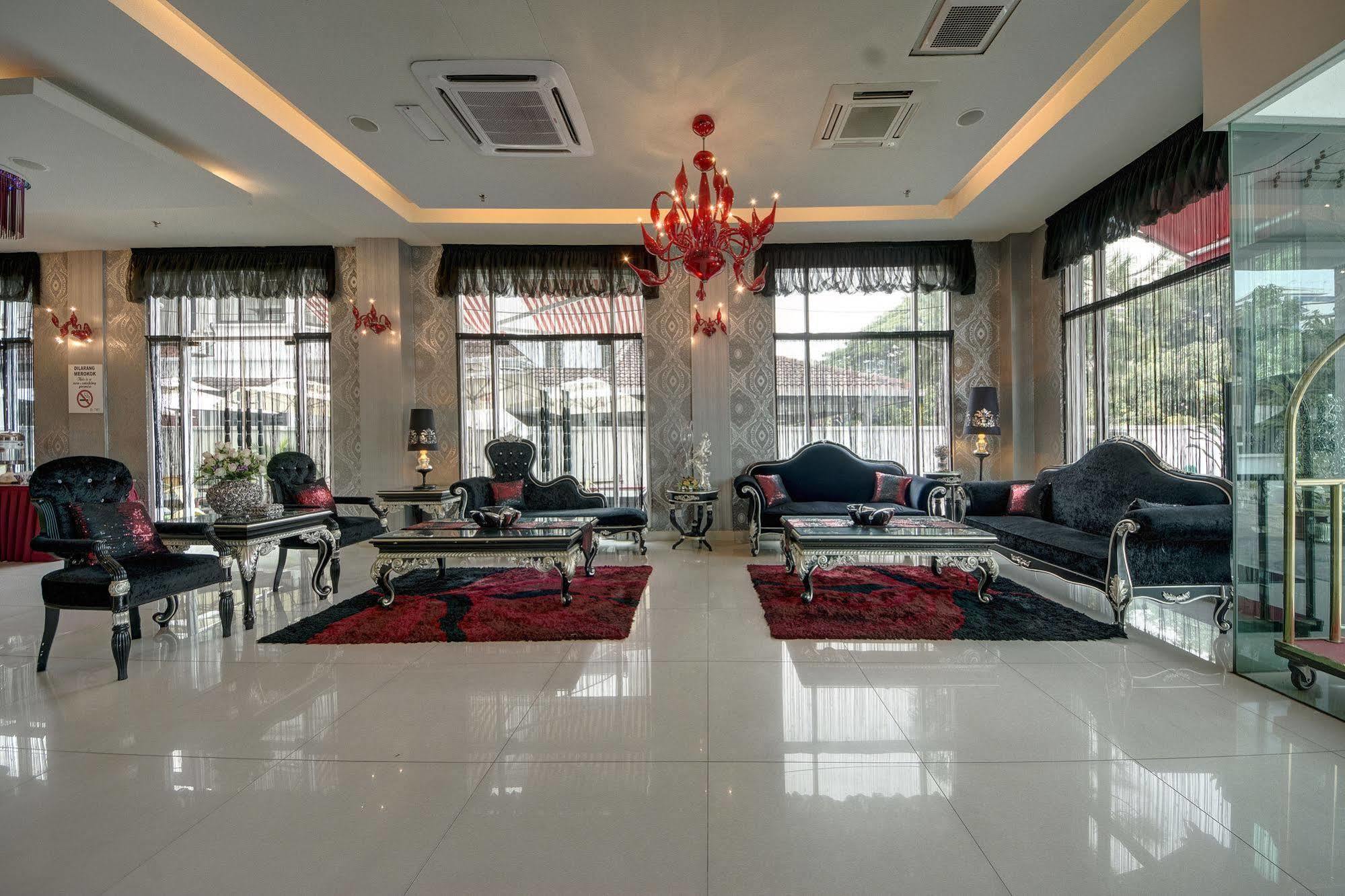 Arenaa Deluxe Hotel Malacca Extérieur photo