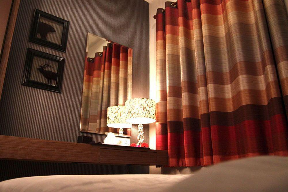 Arenaa Deluxe Hotel Malacca Extérieur photo